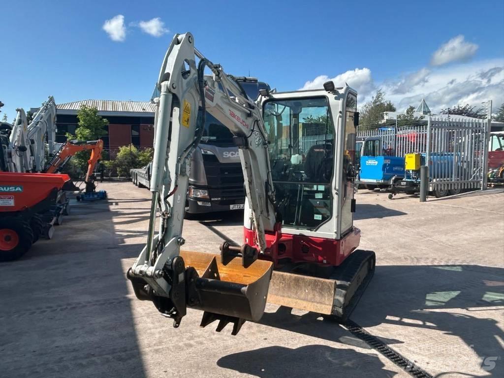 Takeuchi TB 325 R Mini bageri <7t