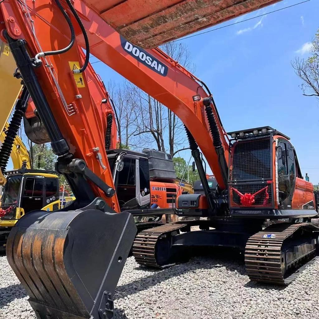 Doosan DX 225 LC Bageri gusjeničari