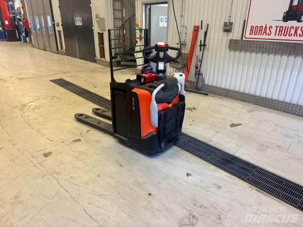 Toyota LPE 220 Nisko podizni električni viličar sa platformu