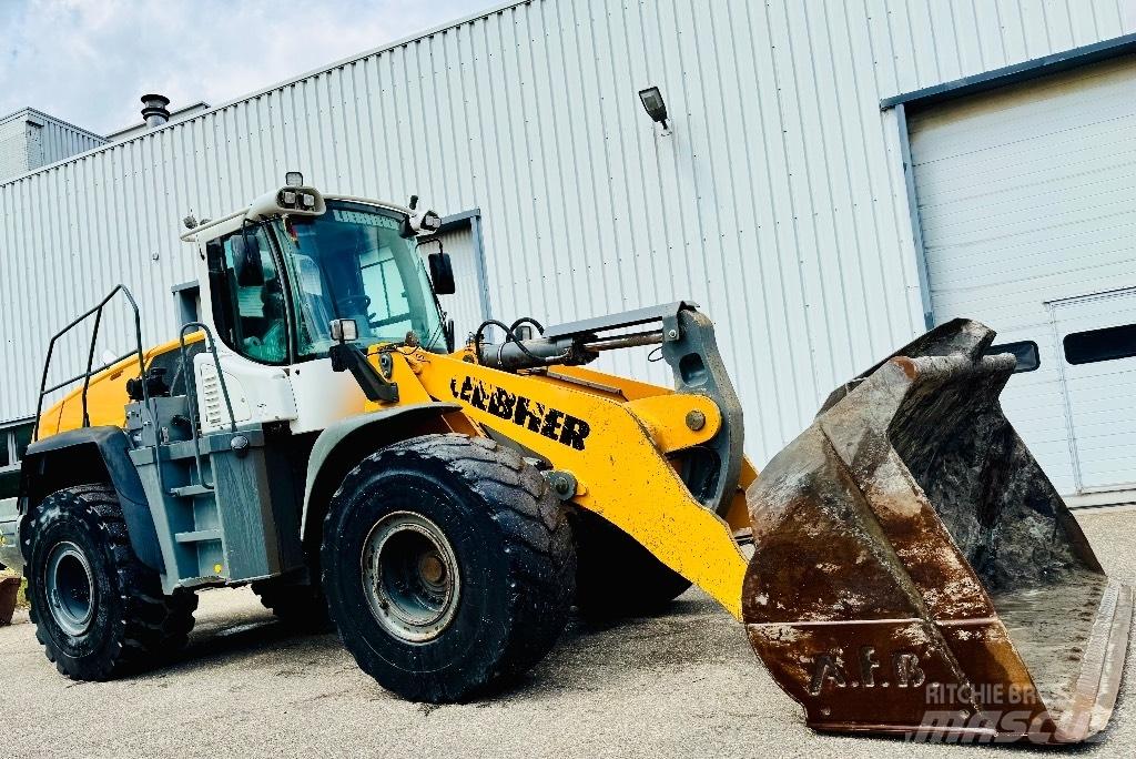 Liebherr L 566 Utovarivači na kotačima