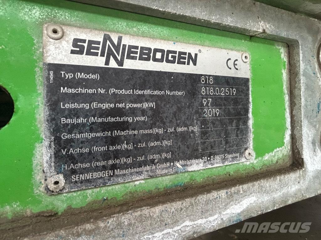 Sennebogen 818 Bageri za manipuliranje materijalom / otpadom