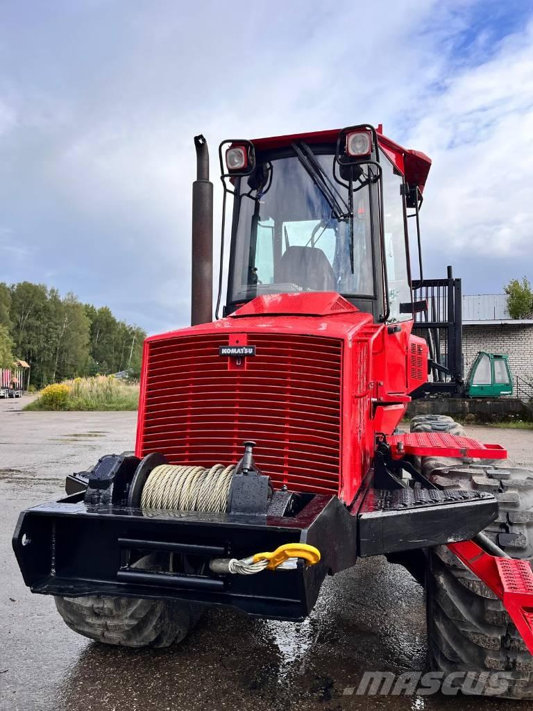 Komatsu 840 TX Forvarderi