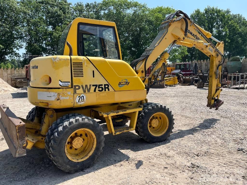 Komatsu PW 75 R Bageri na kotačima