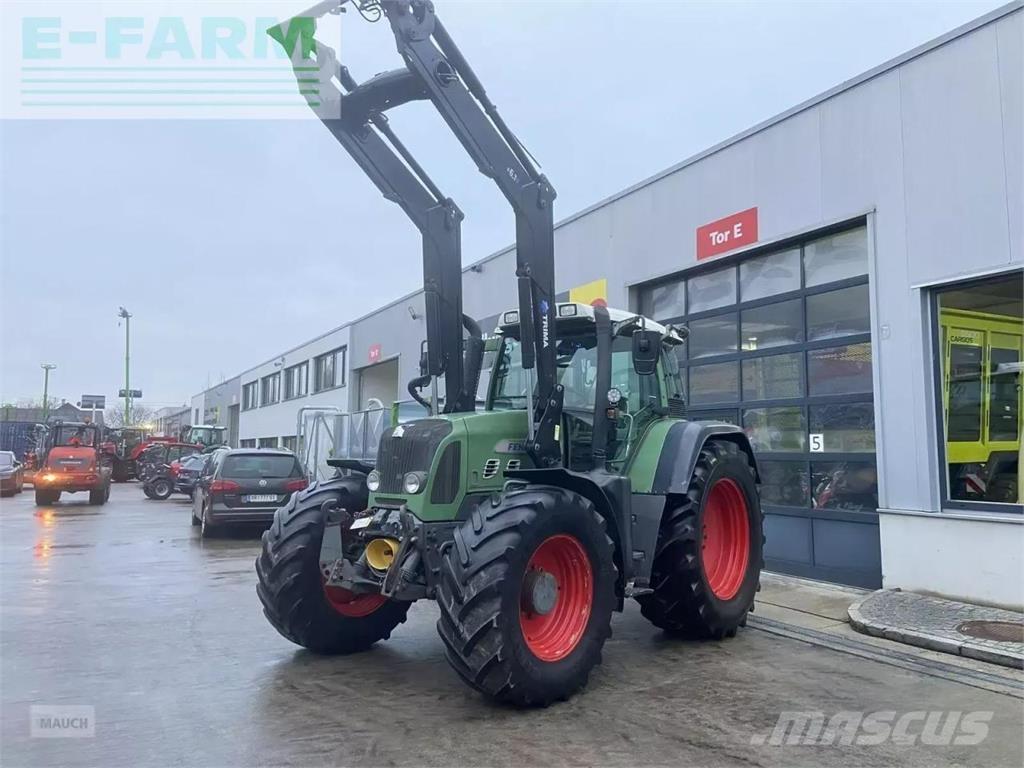 Fendt 820 vario Traktori