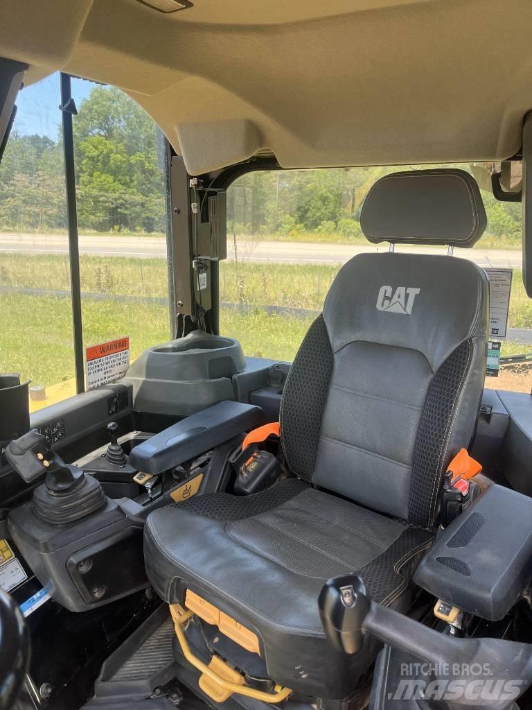 CAT D 6 LGP Buldožeri gusjeničari