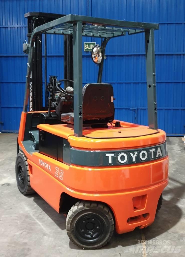 Toyota FBM 25 Električni viličari