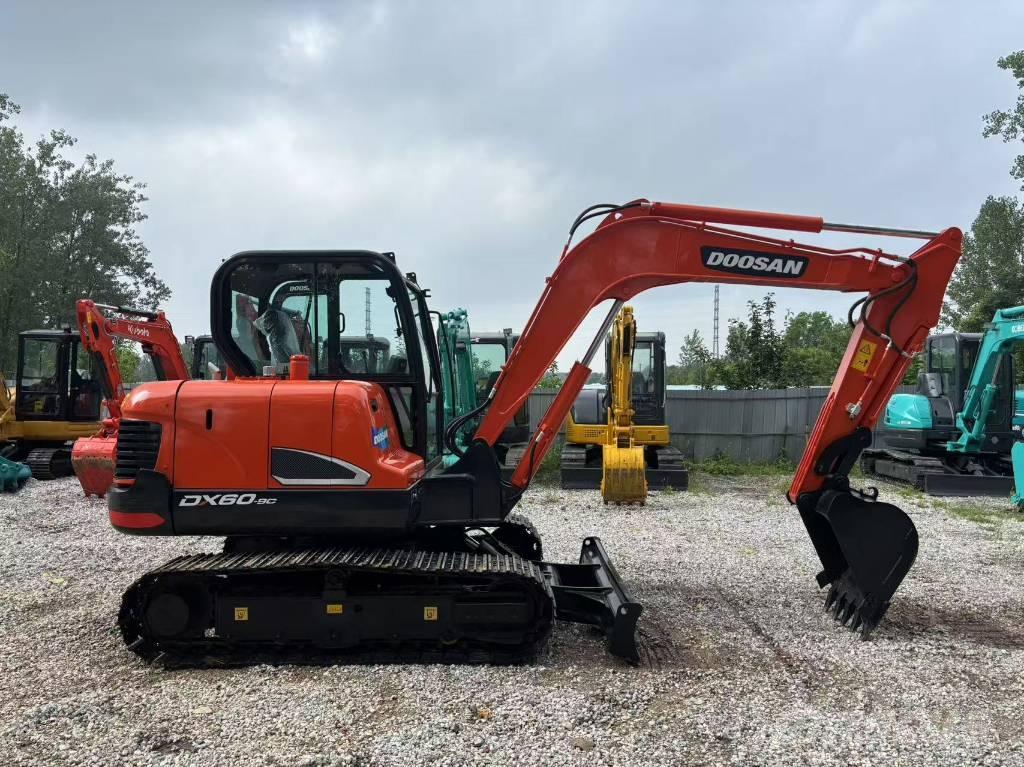Doosan DX 60 Mini bageri <7t