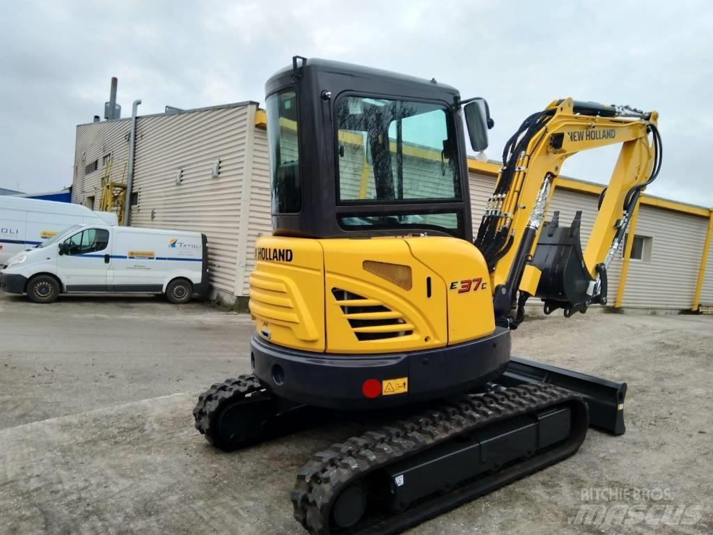 New Holland E37C Mini bageri <7t