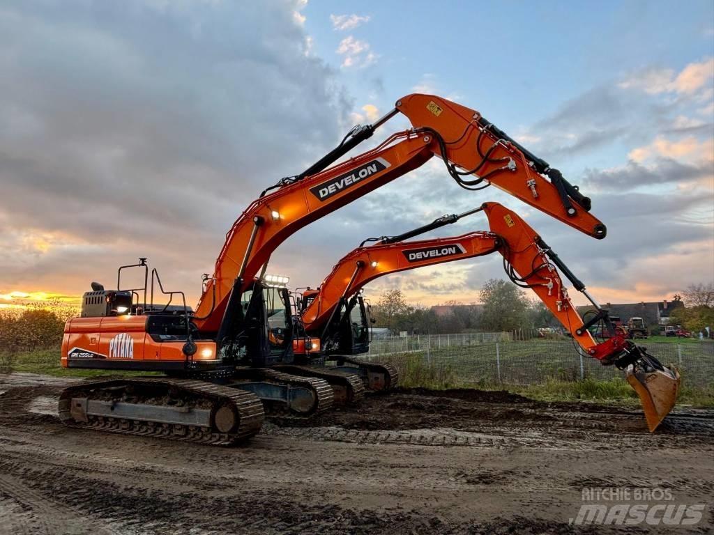 Doosan DX 255 Bageri gusjeničari