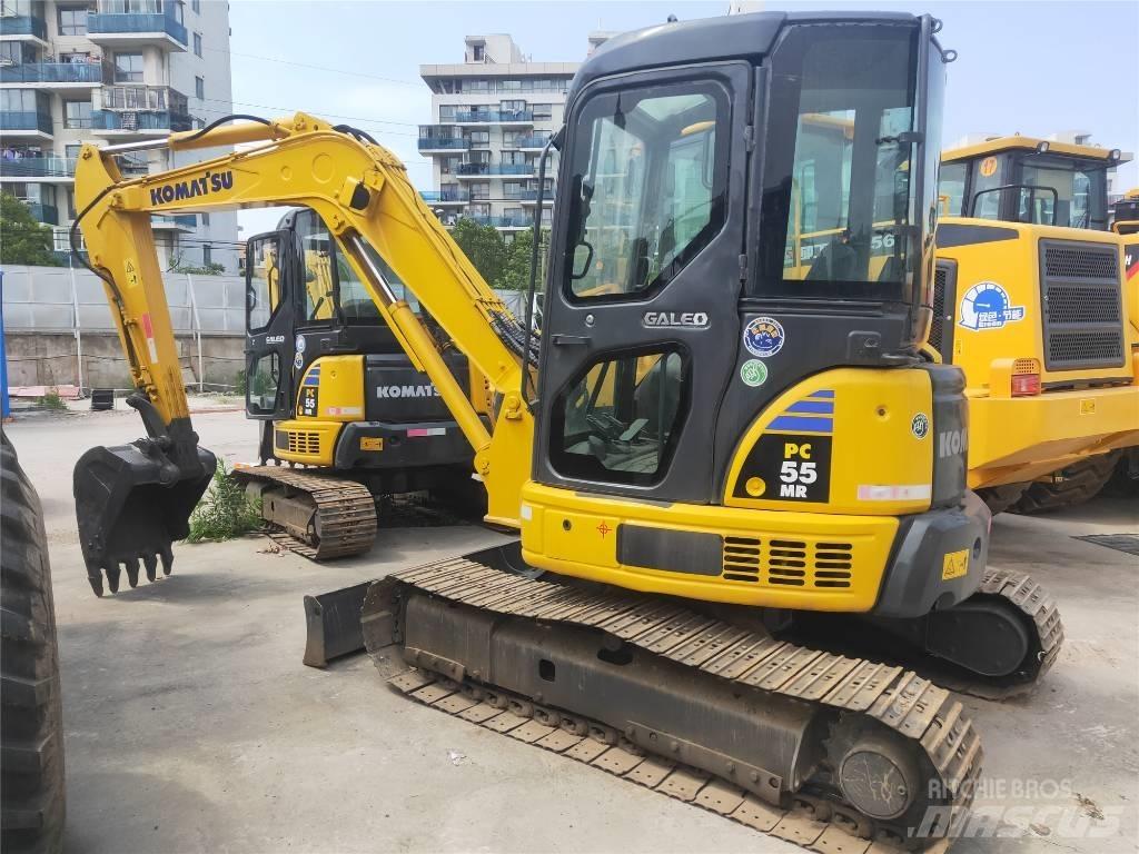Komatsu PC56-7 Bageri gusjeničari