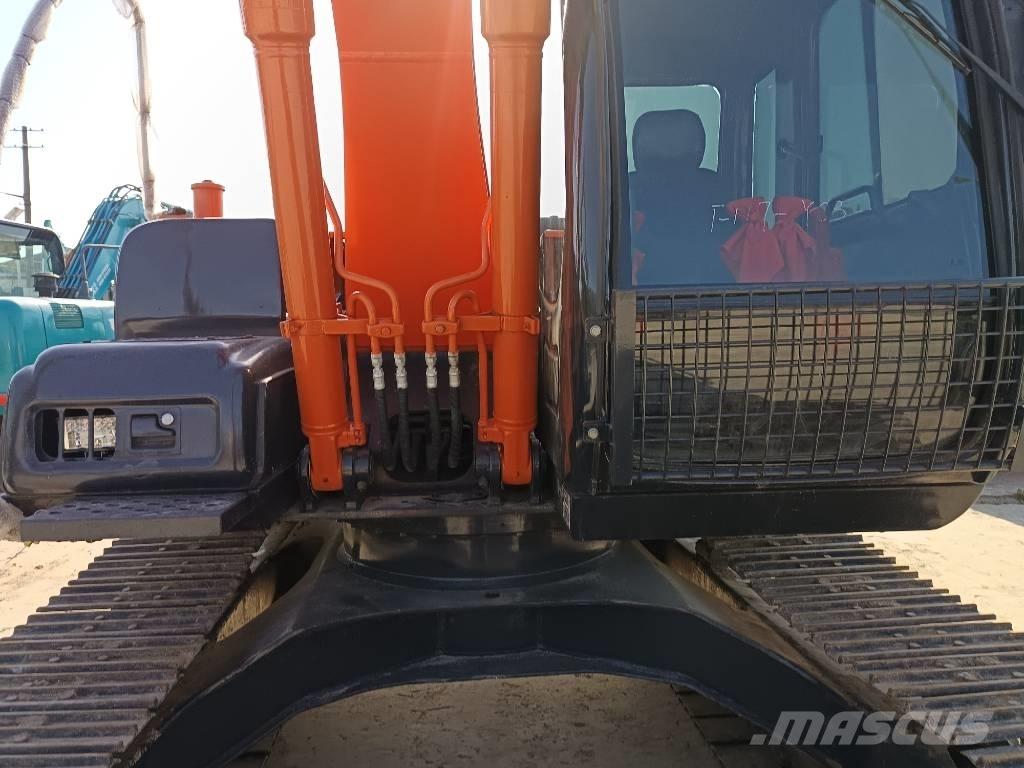 Hitachi ZX 120 Bageri gusjeničari