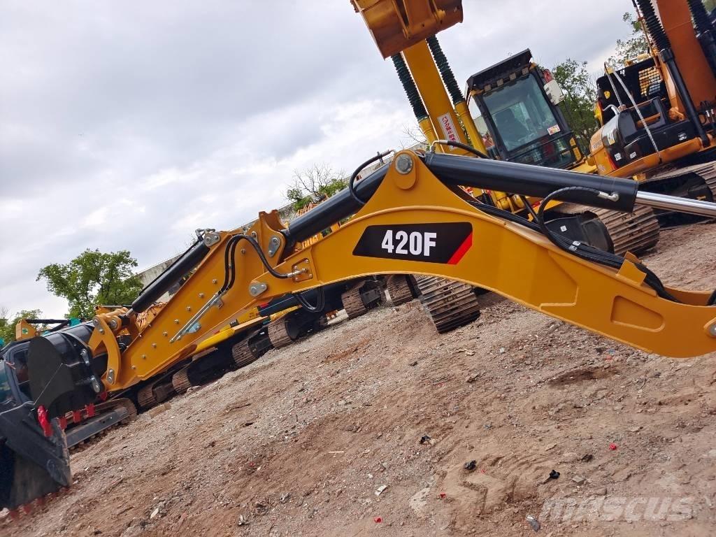 CAT 420 F Utovarni rovokopači