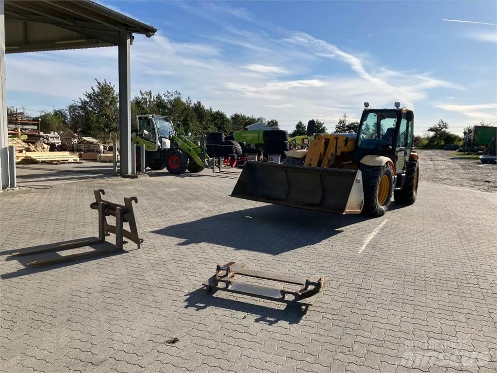JCB 530-70 Teleskopski viličari