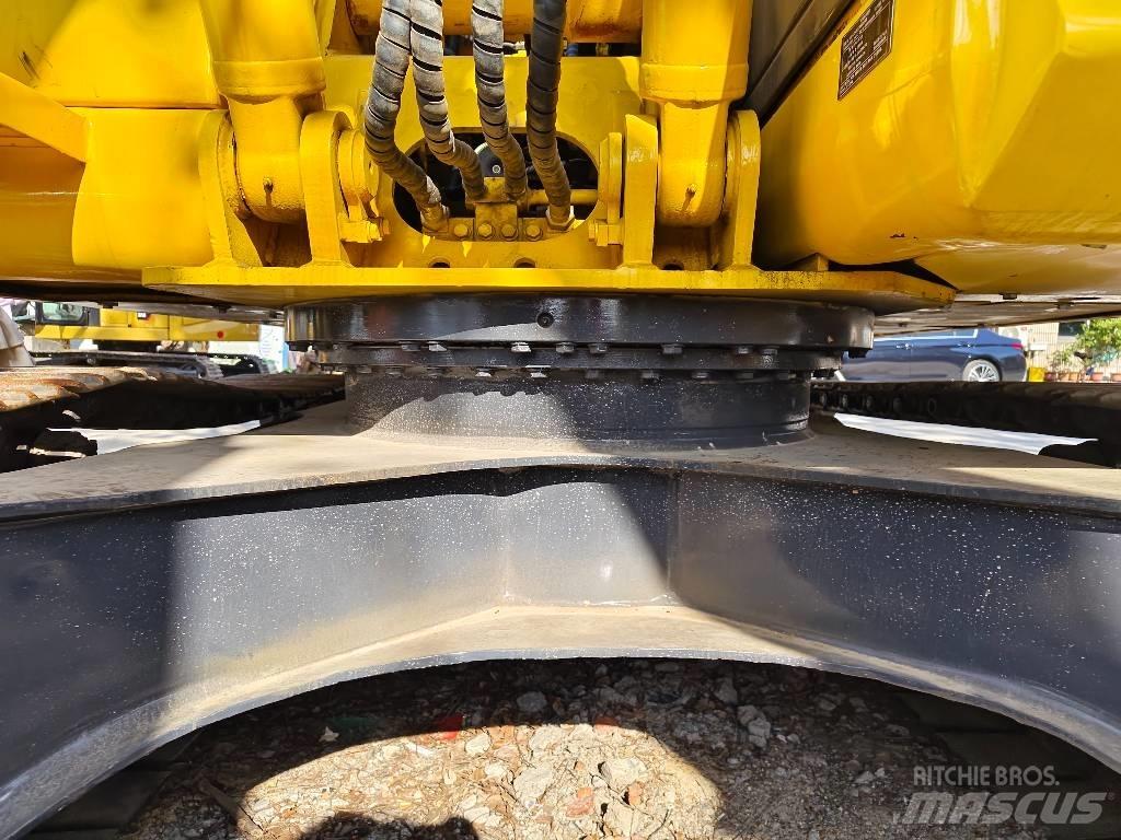 Komatsu PC 130 Bageri gusjeničari