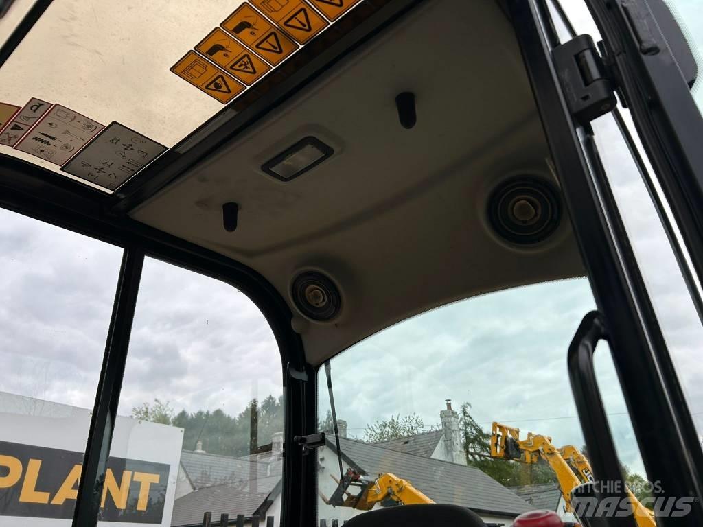JCB 8026 CTS Mini bageri <7t