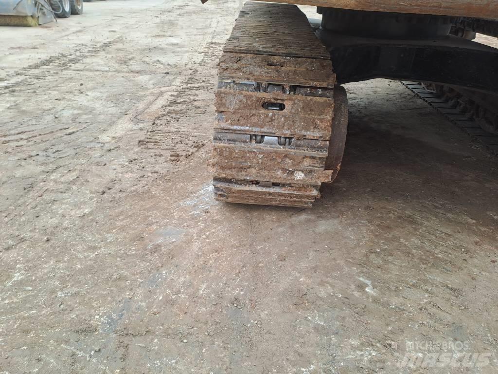 CAT 323FLN IHC Bageri gusjeničari