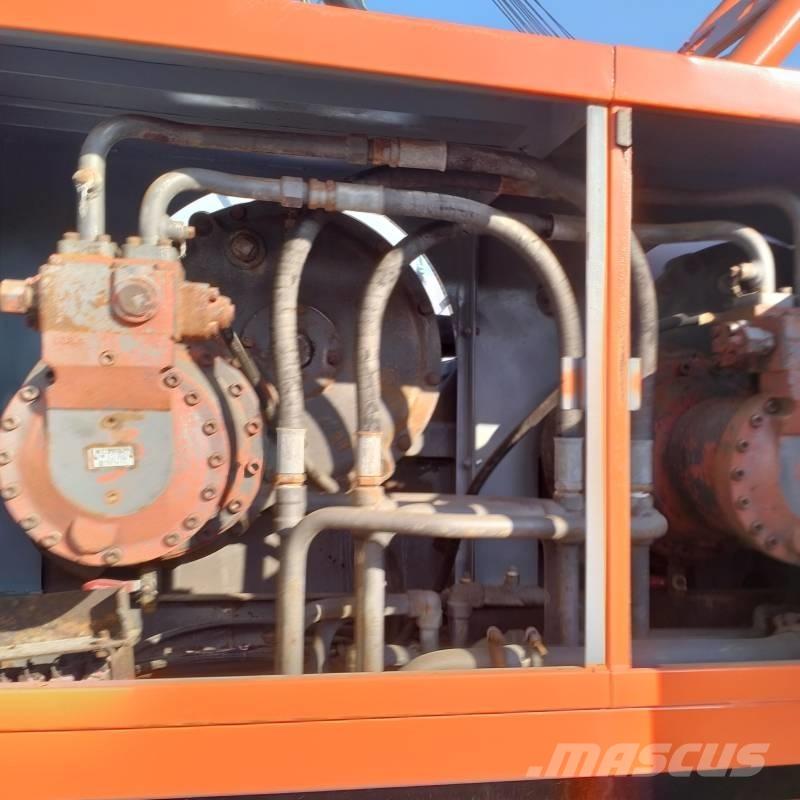 Hitachi KH 150 Kranovi sa gusjenicama