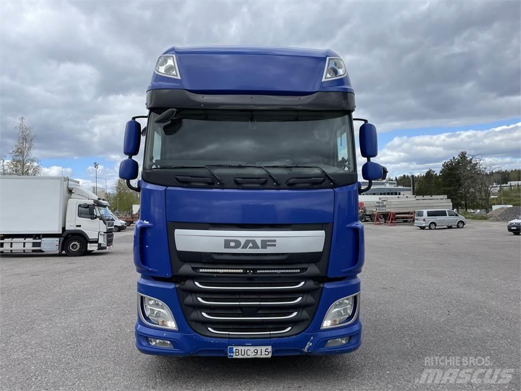 DAF XF510 6x2 Rol kiper kamioni s kukama za dizanje