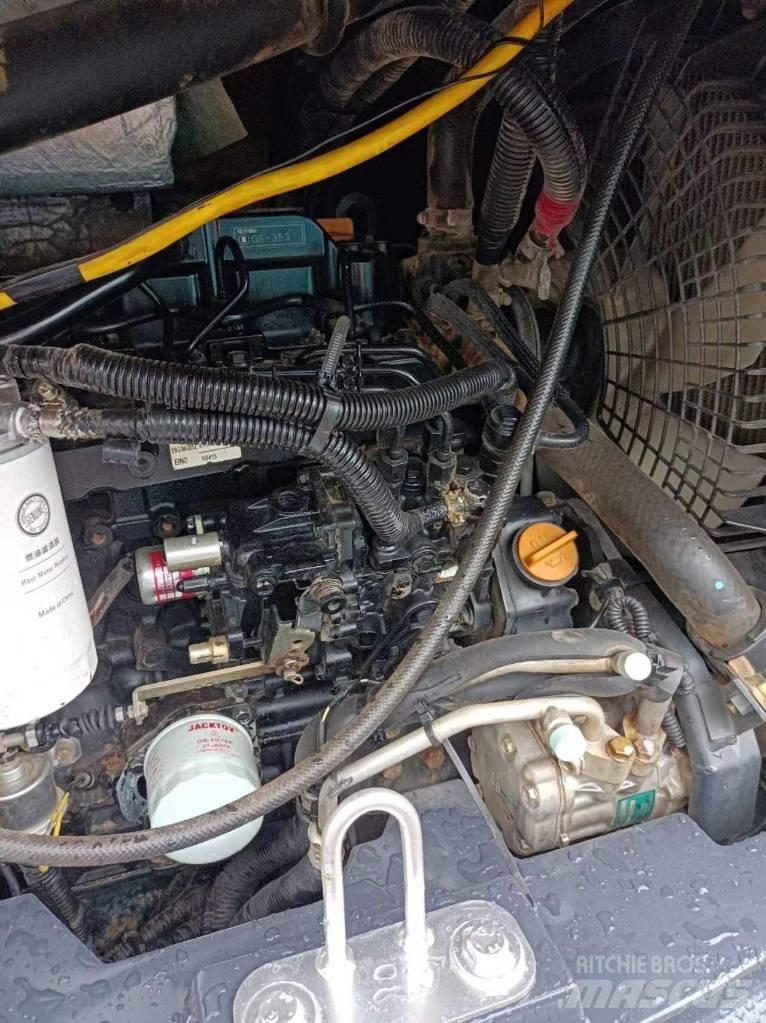 Hitachi ZX 55 UR Mini bageri <7t