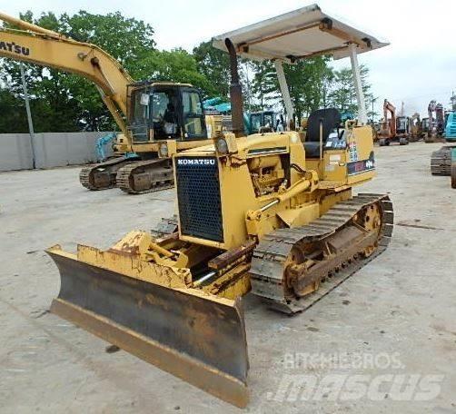 Komatsu D 20 A-6 Buldožeri gusjeničari