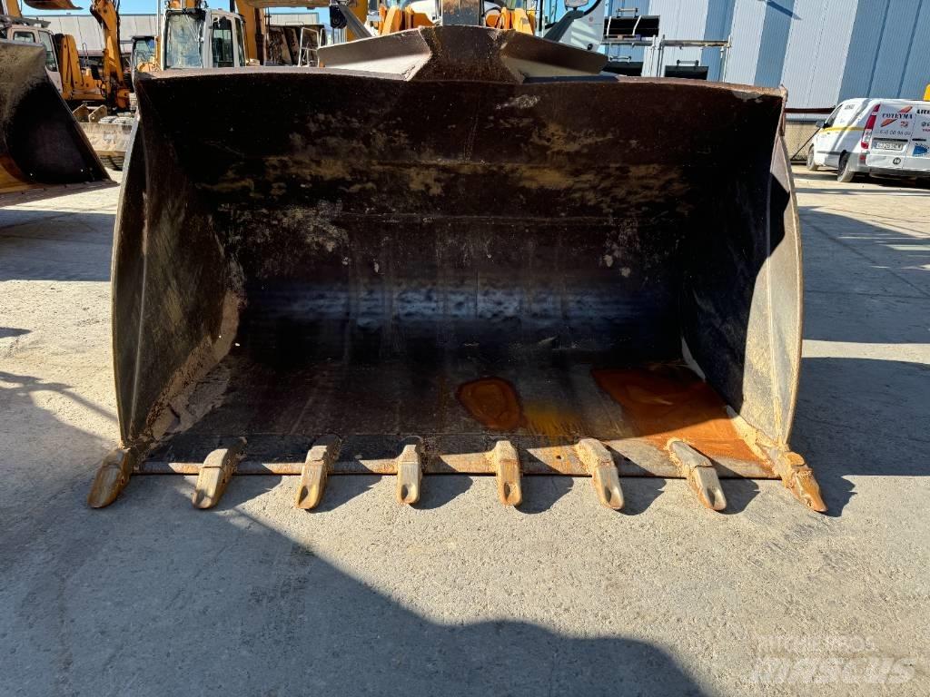 Liebherr L 576 Utovarivači na kotačima