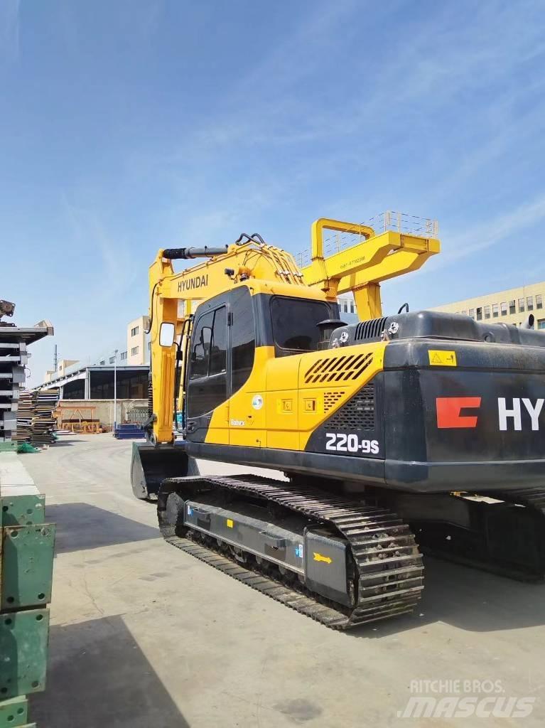 Hyundai R220LC-9S Bageri gusjeničari