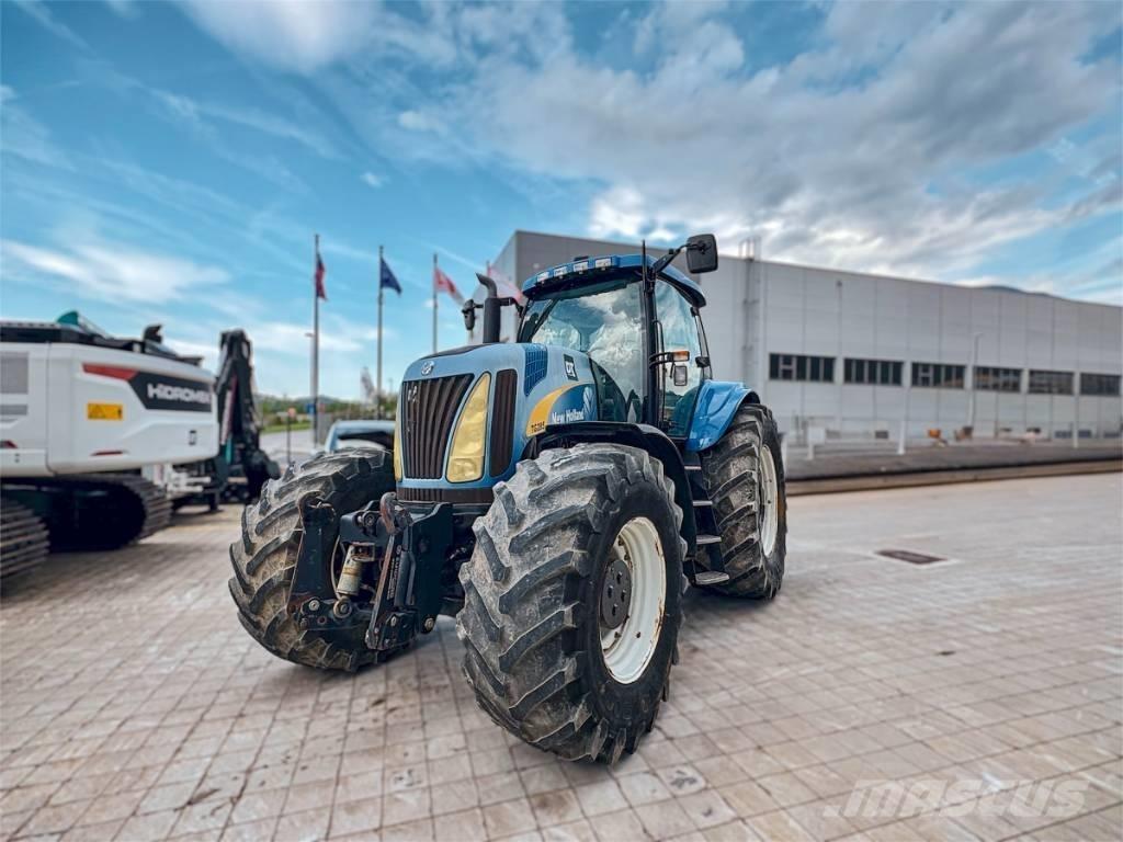 New Holland TG 285 Traktori