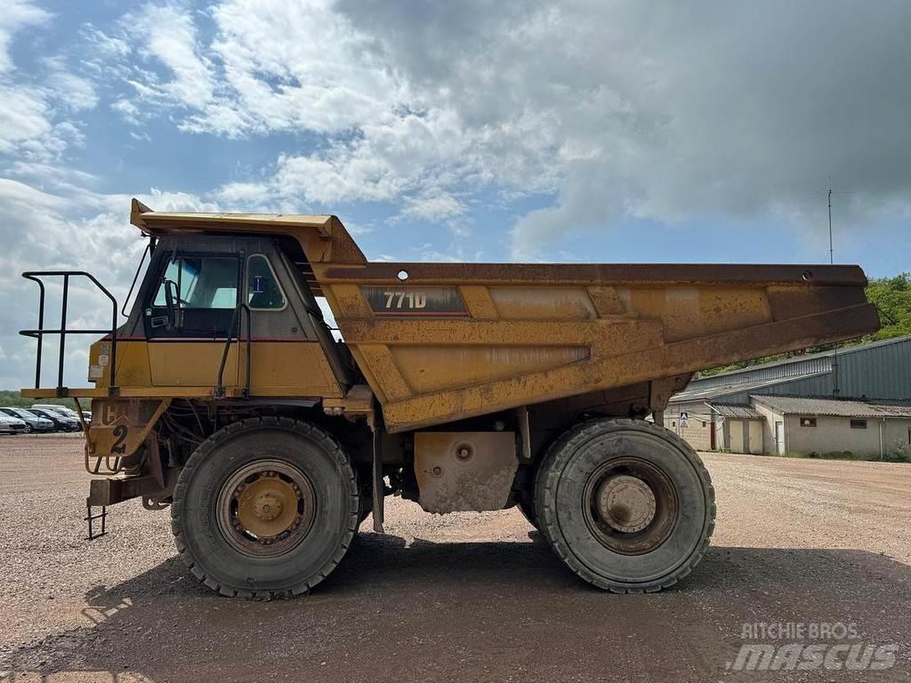 CAT 771D Demperi za gradilišta