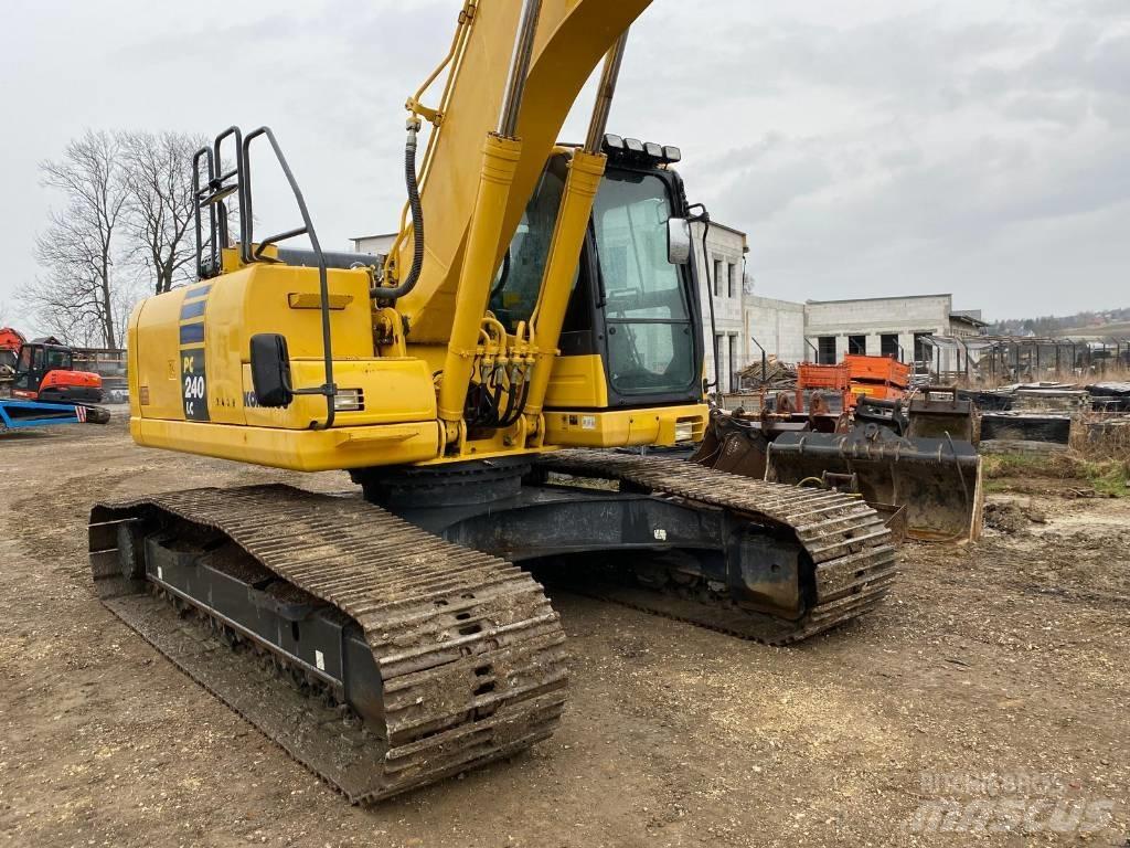 Komatsu PC240LC-10 Bageri dugog dosega