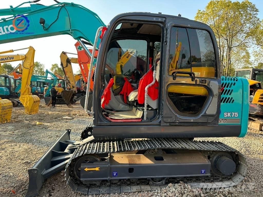Kobelco SK 75 Midi bageri 7t – 12t