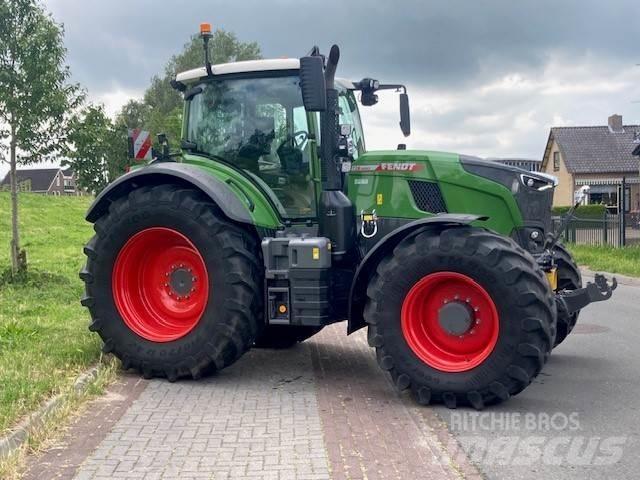Fendt 728 Profi+ Traktori