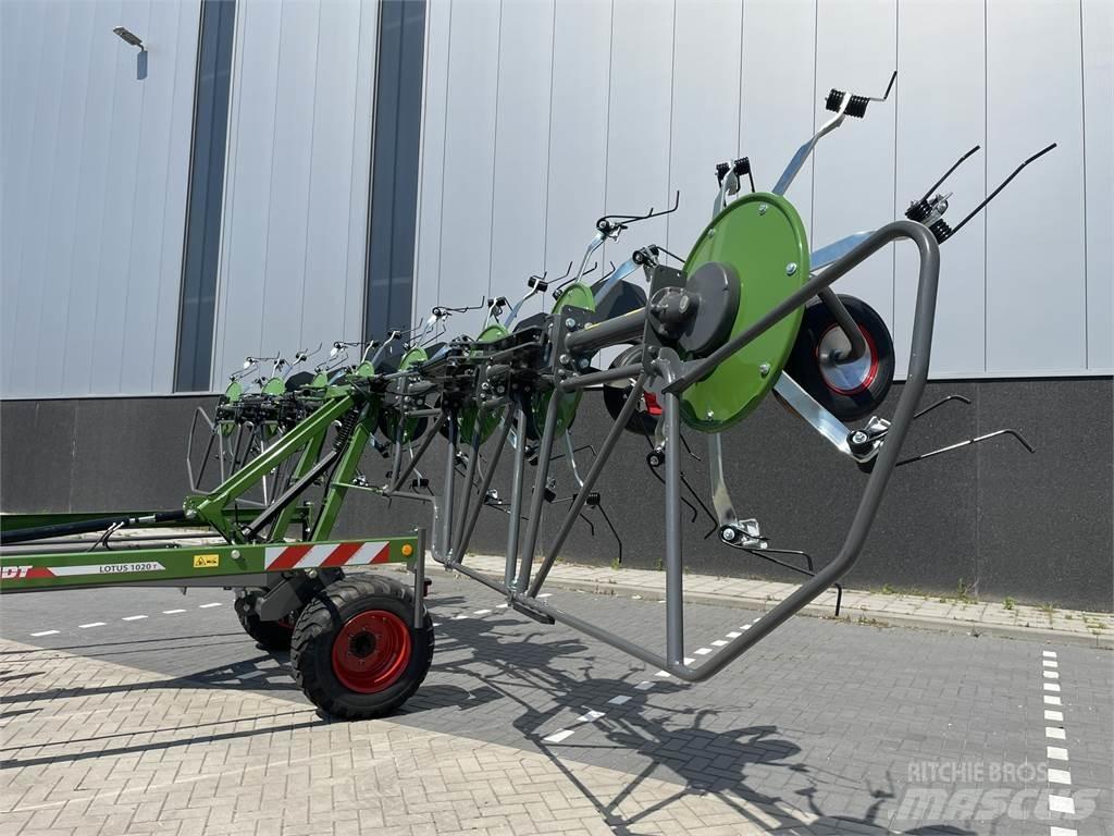 Fendt Lotus 1020 Okretači i sakupljači sijena