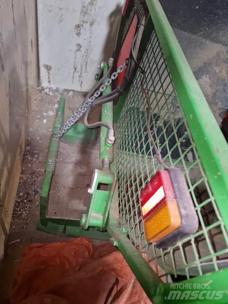 Holaras Uienrooier Poljoprivreda – ostalo