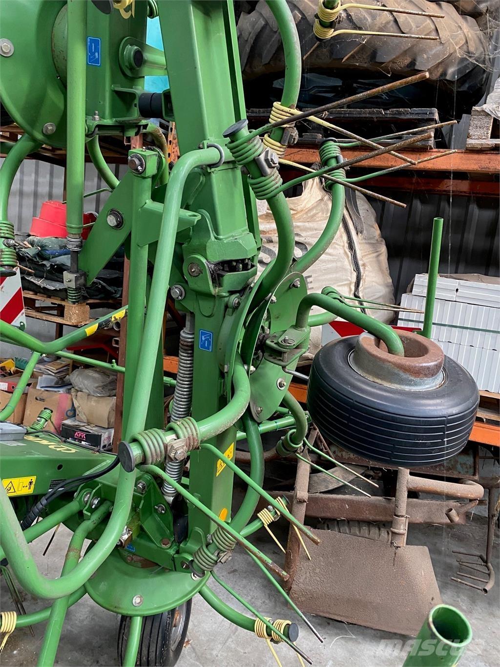 Krone KW 8.82 Okretači i sakupljači sijena