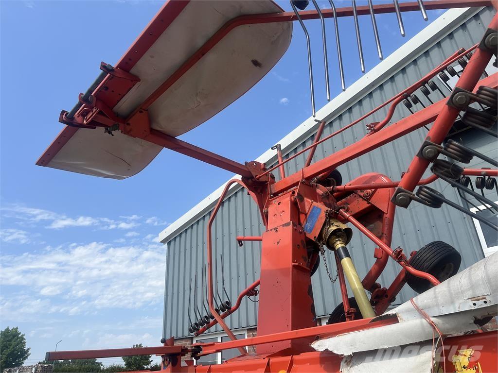 Kuhn 7302 DL Okretači i sakupljači sijena