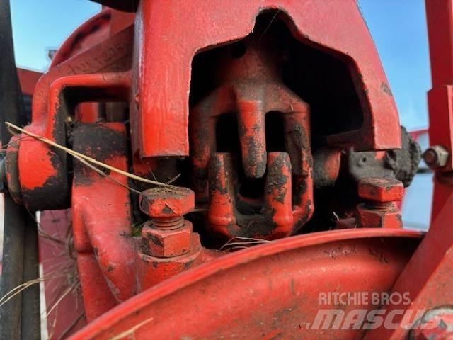 Kuhn GF 10601 TO Okretači i sakupljači sijena
