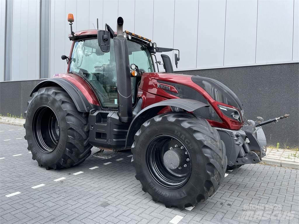 Valtra T 254 Traktori