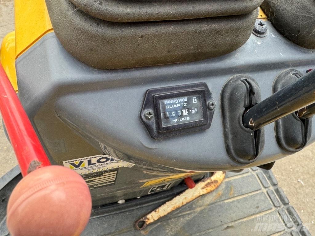 Yanmar SV08 (AH918) Mini bageri <7t