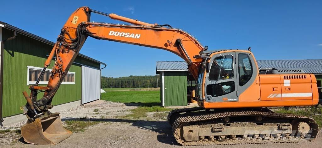 Doosan DX 225 LC Bageri gusjeničari