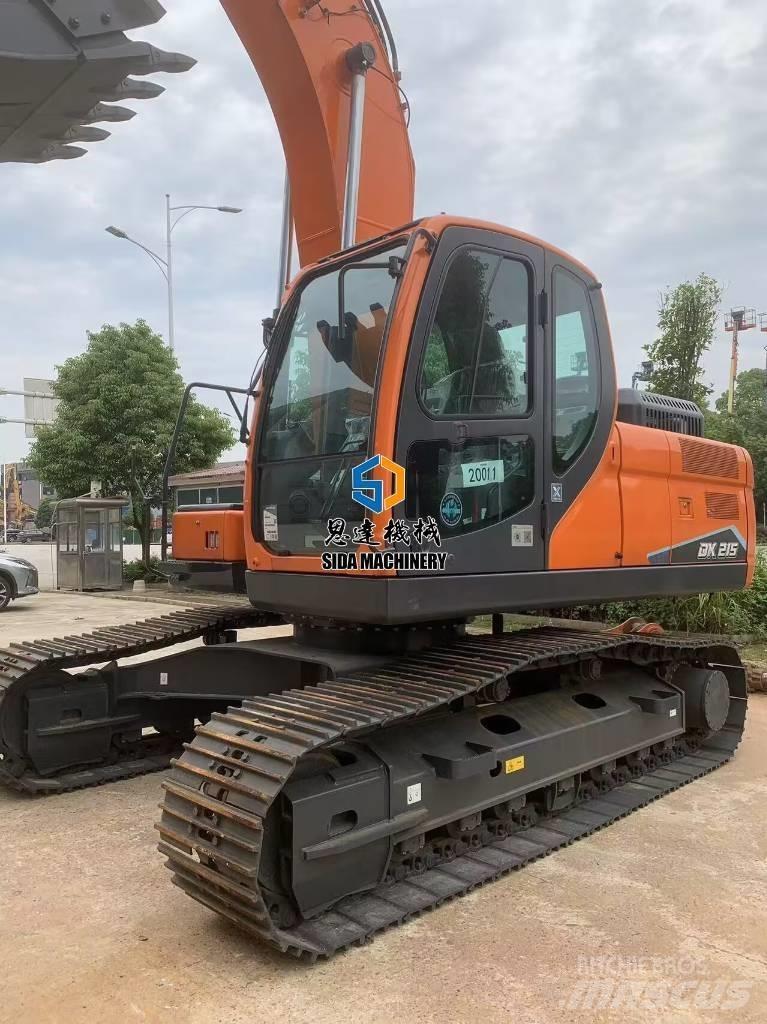 Develon DX 215 Midi bageri 7t – 12t