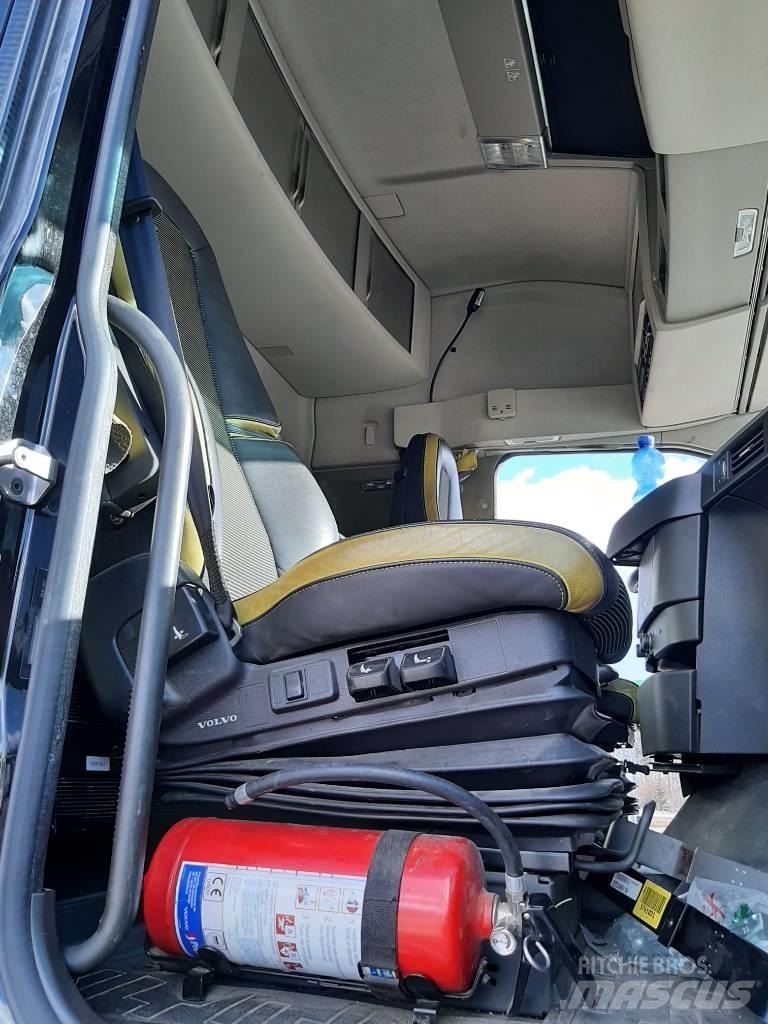 Volvo FH 16 Kamioni za drva