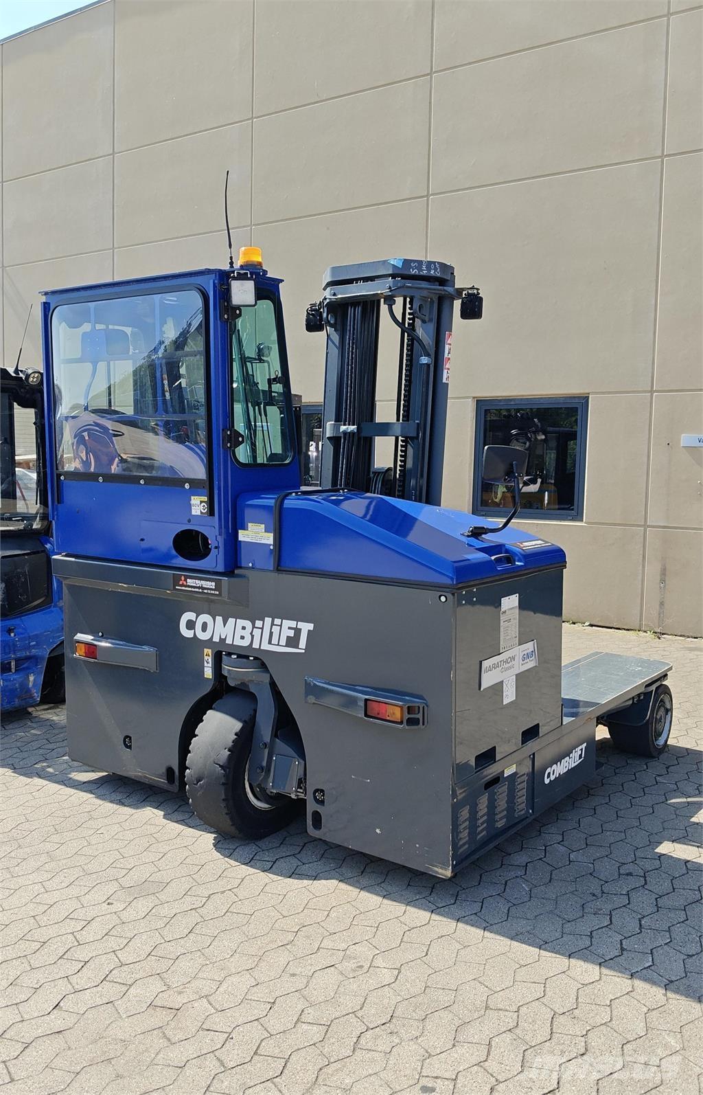 Combilift C4500E Viličari sa 4-stranskim dohvatom