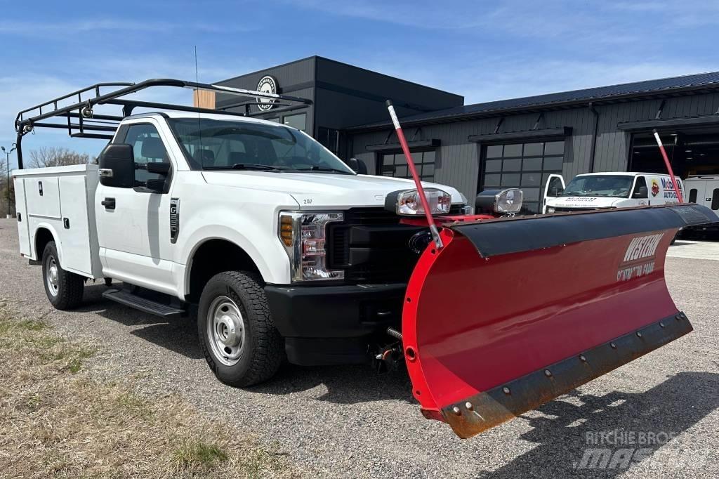 Ford F 250 XL SD Kiperi