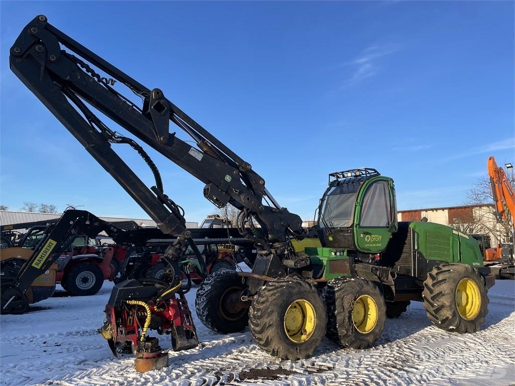 John Deere 1270E Harversteri