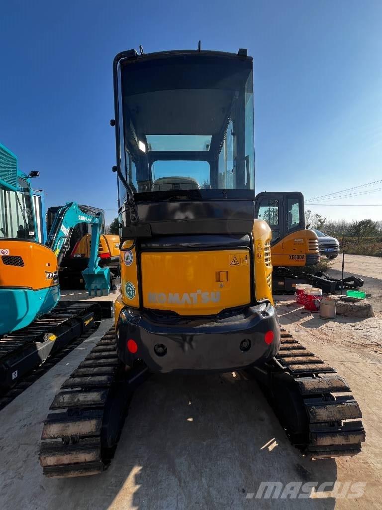 Komatsu PC 35 MR Mini bageri <7t