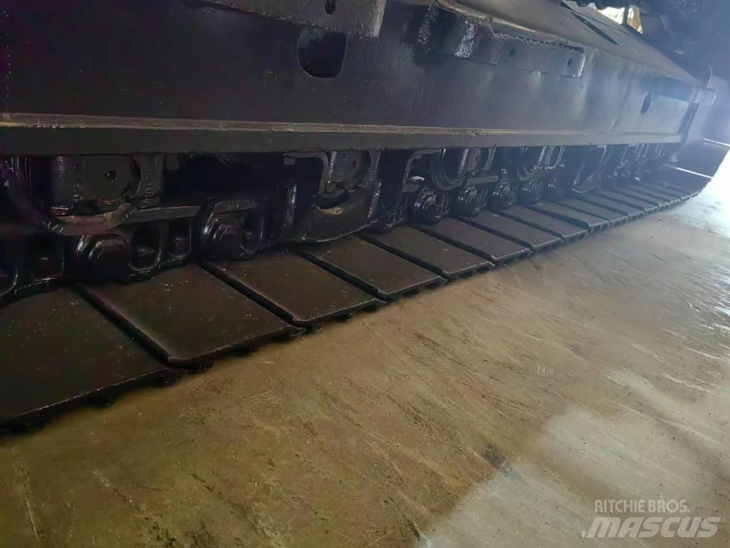 CAT 320 Bageri gusjeničari