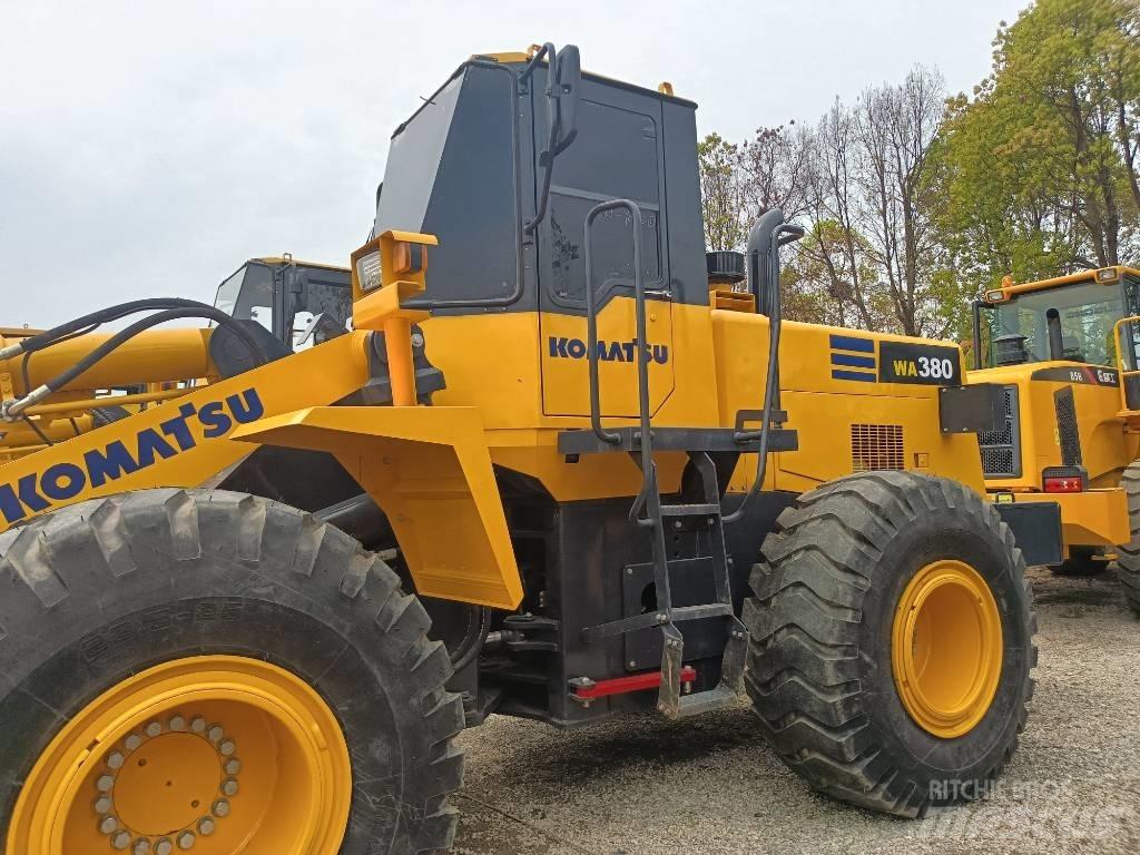 Komatsu WA 380 Utovarivači na kotačima