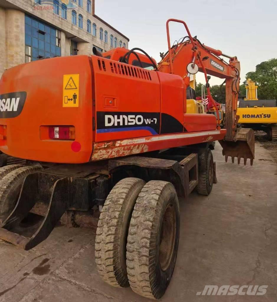 Doosan DH 150 W-7 Bageri na kotačima