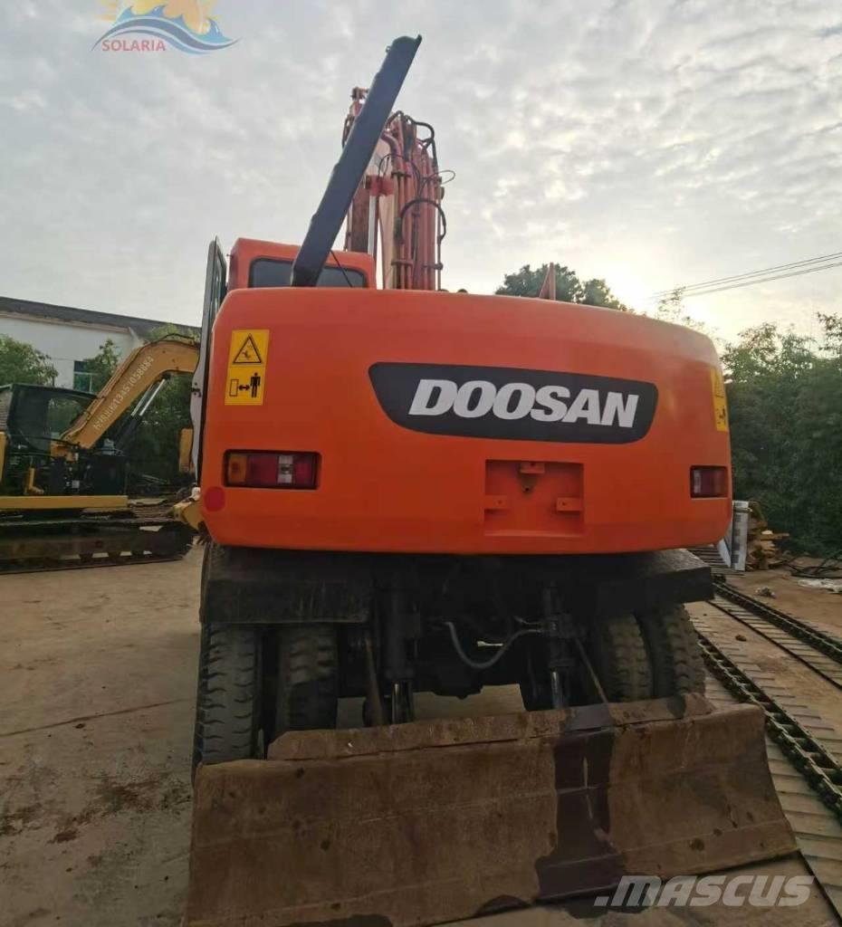 Doosan DH 150 W-7 Bageri na kotačima