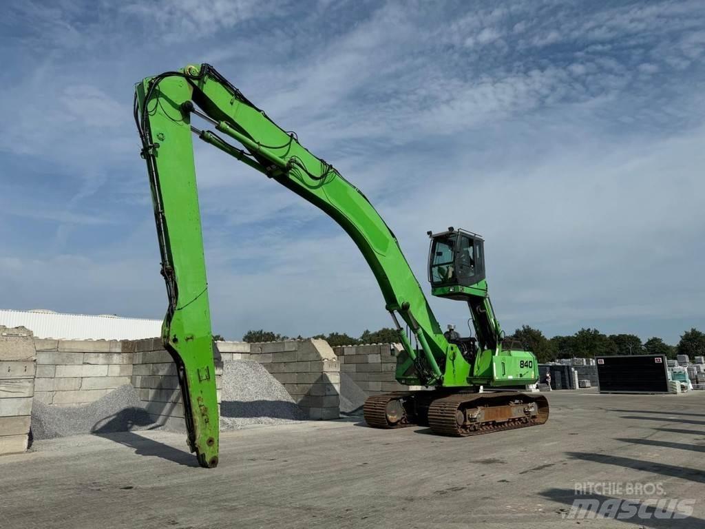 Sennebogen 840R Bageri za manipuliranje materijalom / otpadom